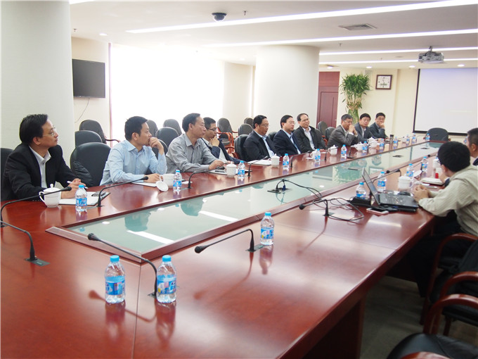 集團(tuán)領(lǐng)導(dǎo)集體赴上海自貿(mào)區(qū)、上海期貨交易所調(diào)研