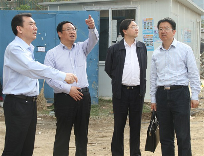 王正喜、周勇到鼓樓區(qū)考察調(diào)研