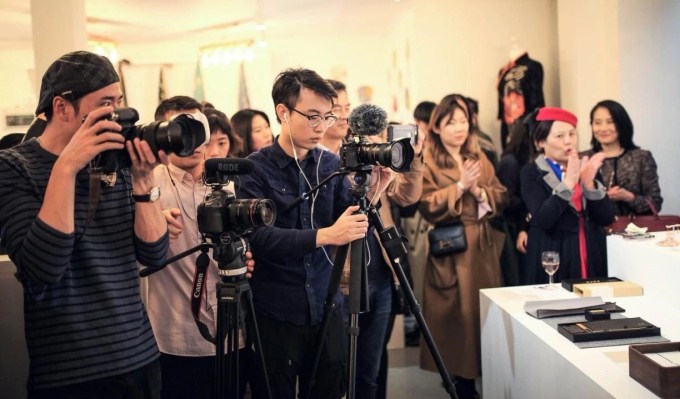 中國絲瓷藝術生活展(英國站)在倫敦隆重開幕